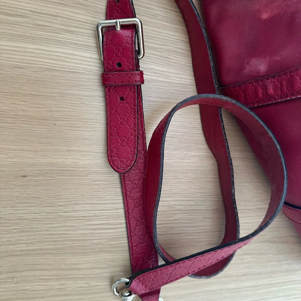 Red Gucci Boston Bag (Authentic but in Poor Condition) - Picture 11 of 11
